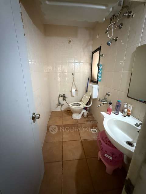 2 BHK Flat In Lunkad Colonade 1 For Sale  In Lunkad Colonnade 1