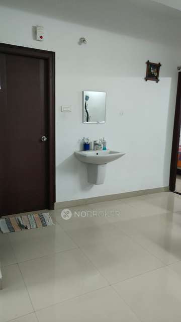 2 BHK Flat In Sai Sandeep Lr East Oak, Pocharam For Sale  In Pocharam