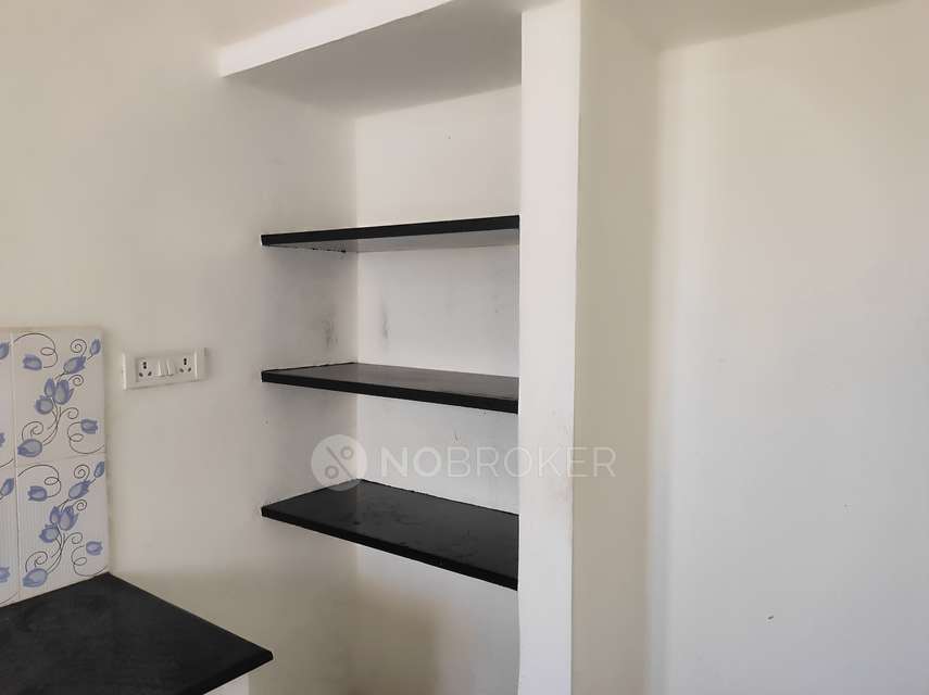 2 BHK Flat In Anakaputhur For Sale  In Anakaputhur