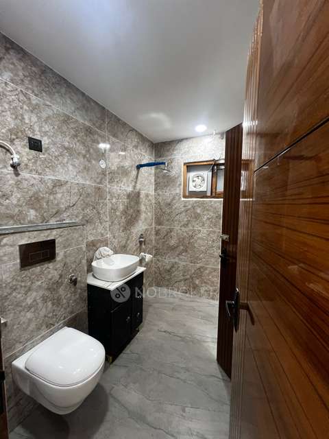3 BHK Flat In Builder Floor Stilt 4 For Sale  In Sector 8