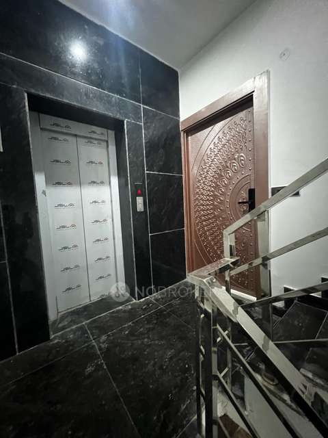 3 BHK Flat In Builder Floor Stilt 4 For Sale  In Sector 8