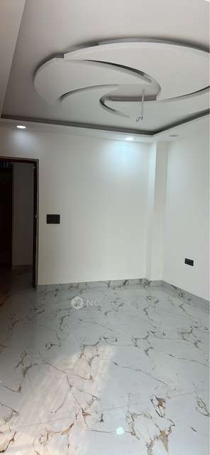 3 BHK Flat In Builder Floor Stilt 4 For Sale  In Sector 8