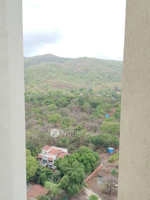 2 BHK Flat In Godrej Emerald  For Sale  In Thane West