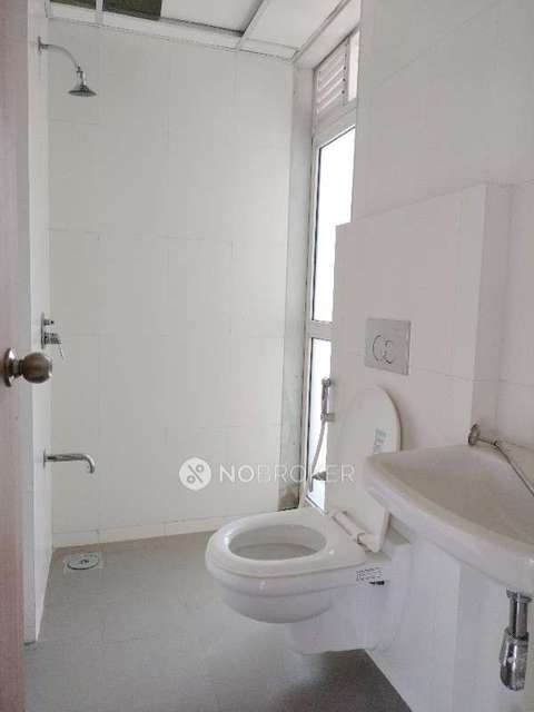 2 BHK Flat In Godrej Emerald  For Sale  In Thane West