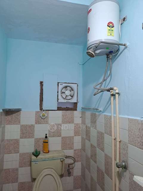 3 BHK Flat In Sree Ram Apartment For Sale  In  Vadapalani