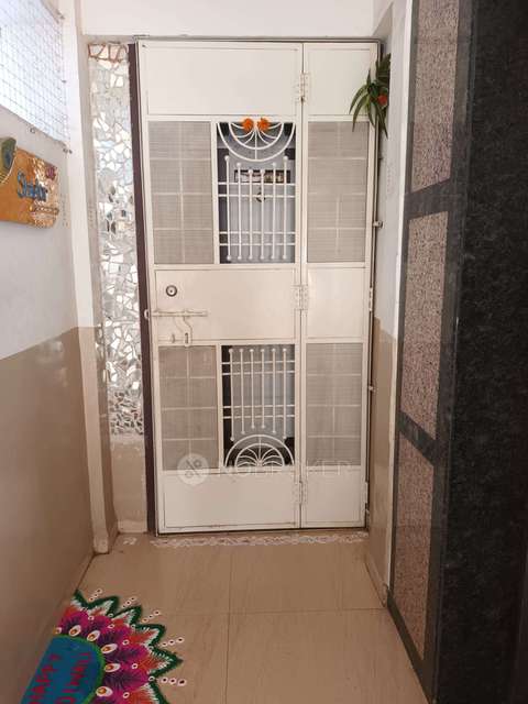 2 BHK Flat In Mahesh Galaxy for Rent  In Mahesh Galaxy Building-a