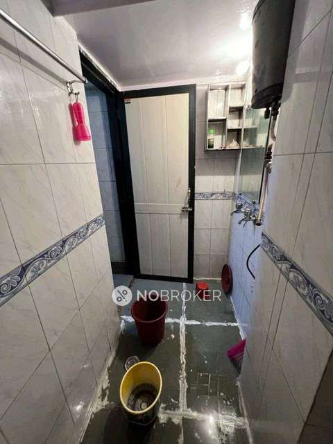 1 RK Flat In Siddhivinayak Bhuvan For Sale  In Thane West