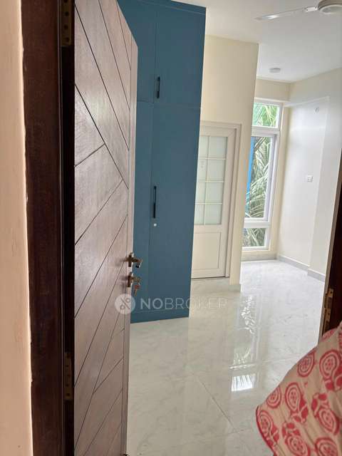 2 BHK Flat In Sahana Apartment, For Sale  In Velachery