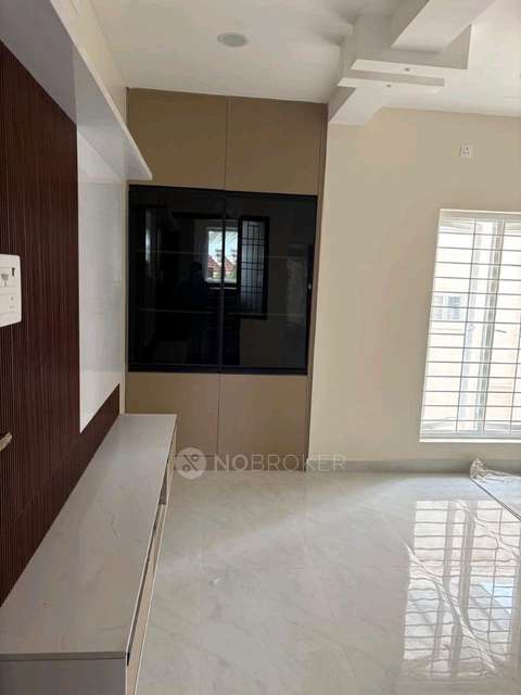 2 BHK Flat In Sahana Apartment, For Sale  In Velachery