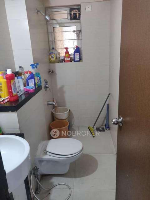 2 BHK Flat In The Orchard Residency For Sale  In Ghatkopar West