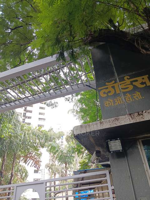 2 BHK Flat In Lords Apartments For Sale  In Lords Co-operative Housing Society