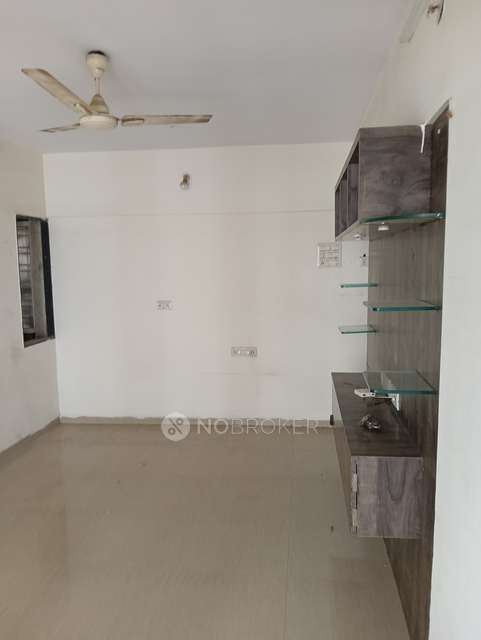 2 BHK Flat In Lords Apartments For Sale  In Lords Co-operative Housing Society