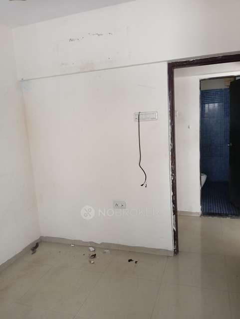 2 BHK Flat In Lords Apartments For Sale  In Lords Co-operative Housing Society
