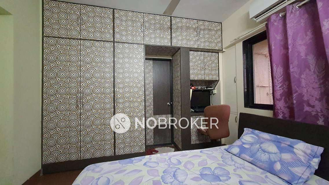2 BHK Flat In Mantri Park For Sale  In Goregaon East