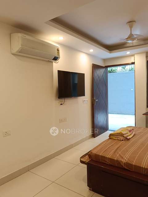 1 RK House for Rent  In Sector 53