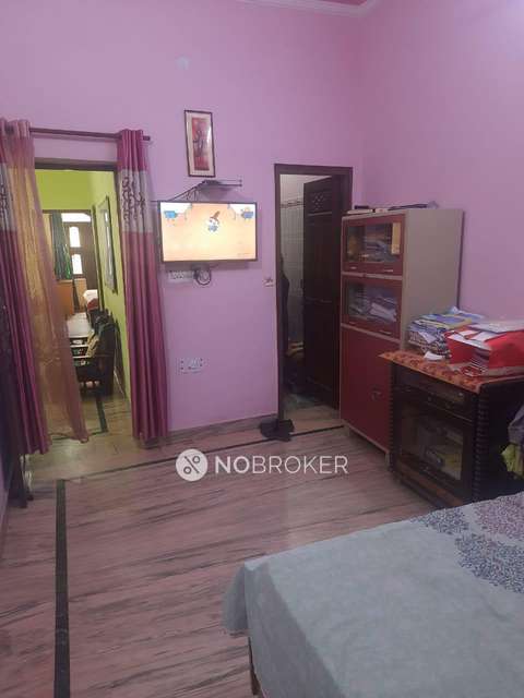 2 BHK Flat For Sale  In Sector 7 Extension