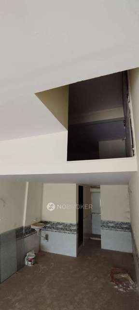 Shop in  Byculla West, Mumbai for Rent 