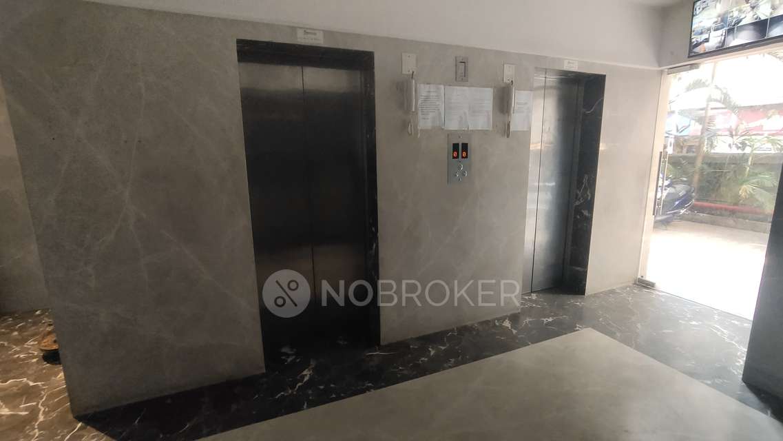 3 BHK Flat In Arihant Tower For Sale  In Parel