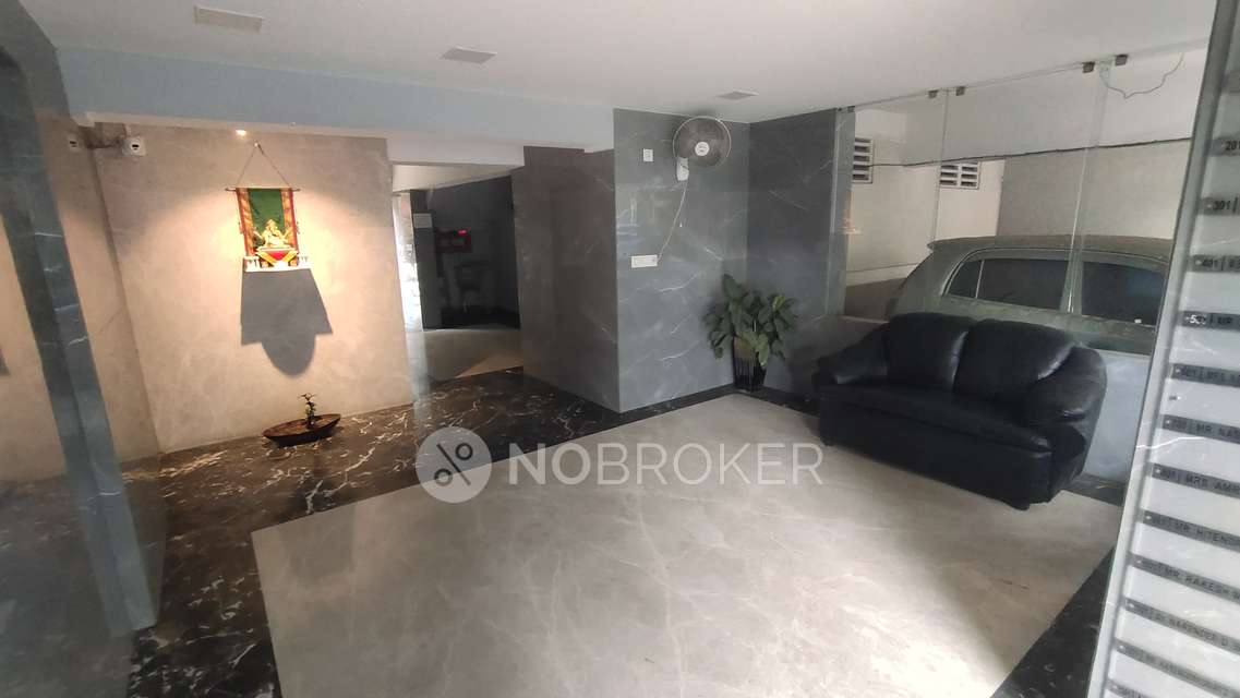 3 BHK Flat In Arihant Tower For Sale  In Parel