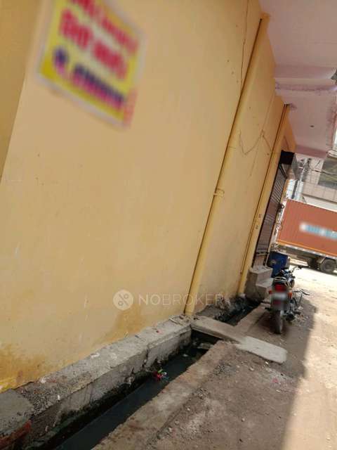 Shop in Sector 63, Noida for Rent 