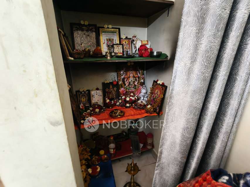 2 BHK Flat In Sri Mahalakshmi Residency For Sale  In  Puppalguda