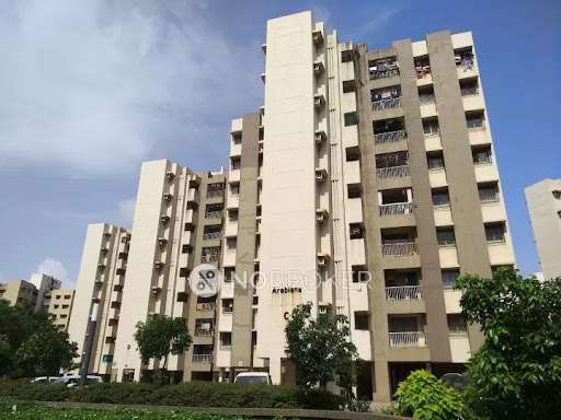 2 BHK Flat In Erwina E  For Sale  In Nilje Gaon