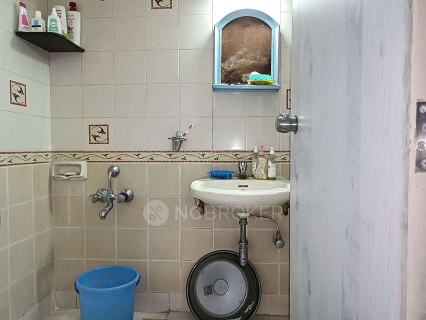 3 BHK Flat In Golf Link Housing Cooperative Society For Sale  In Golf Link Housing Cooperative Society