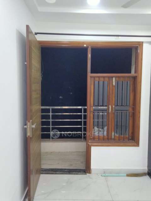 2 BHK Flat In Builder Flats, Mahavir Enclave For Sale  In Mahavir Enclave