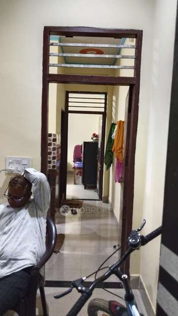 2 BHK House for Rent  In Maruti Kunj 