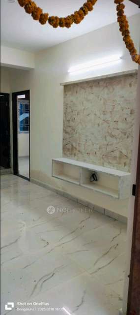 1 BHK Flat In Standalone Building  for Rent  In Kodathi