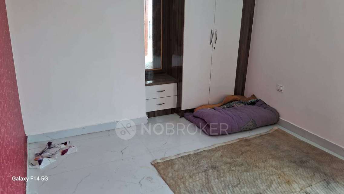 2 BHK Flat In Standalone Buiding for Rent  In Sector 51