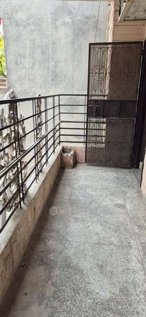 1 BHK Flat For Sale  In Dilshad Colony