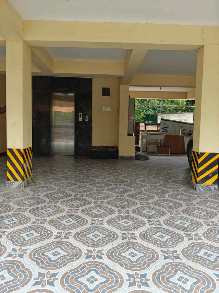 Four Foundation Flats 1