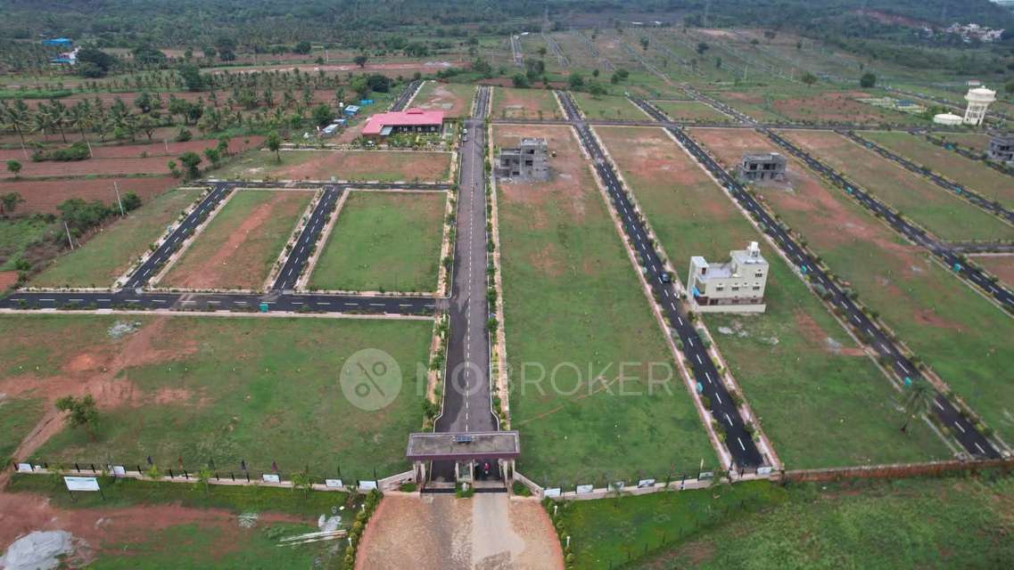 Plot For Sale  In Wonder La