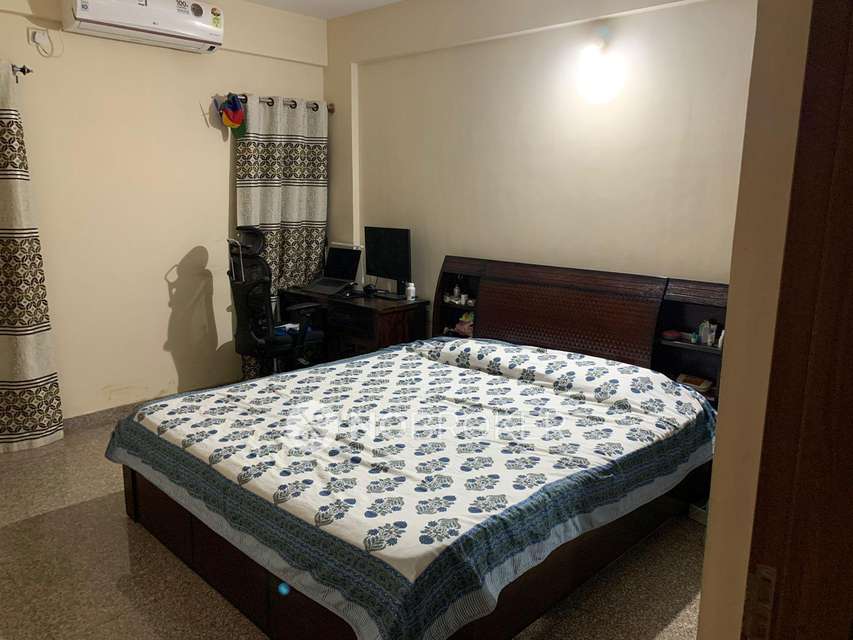 2 BHK Flat In Chourasia Manor Phase 2 For Sale  In Kadubeesanahalli