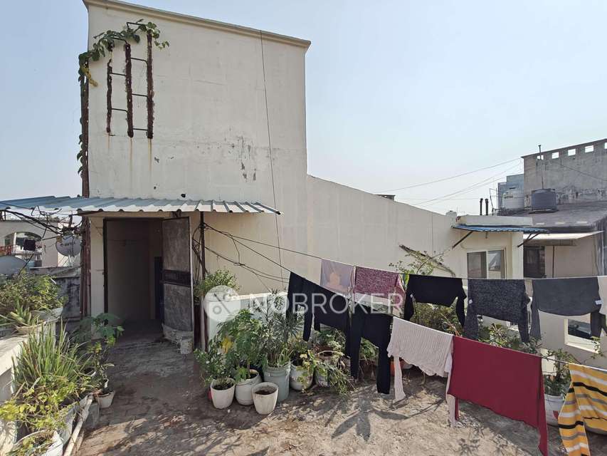 1 BHK Flat In Shree Awas Apartments,  For Sale  In Sector 18