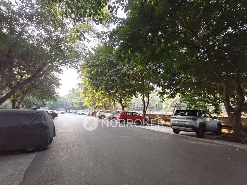 1 BHK Flat In Shree Awas Apartments,  For Sale  In Sector 18