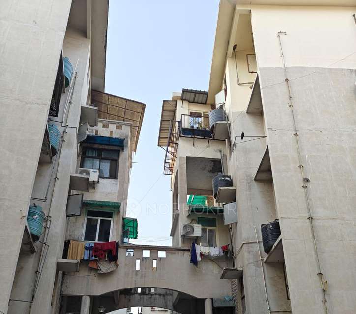 1 BHK Flat In Shree Awas Apartments,  For Sale  In Sector 18