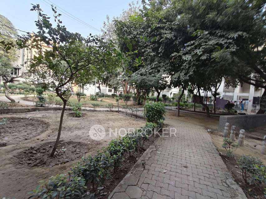 1 BHK Flat In Shree Awas Apartments,  For Sale  In Sector 18