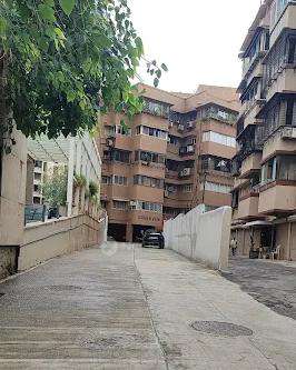 4 BHK Flat In Garden View Building For Sale  In Nyaymurti Sitaram Patkar Marg