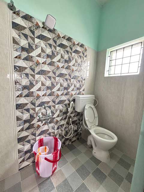 PG for Boys in Pallikaranai