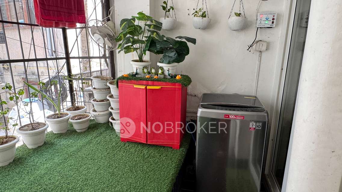 3 BHK Flat For Sale  In East Of Kailash