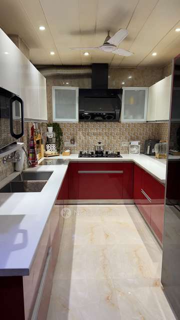 3 BHK Flat For Sale  In East Of Kailash