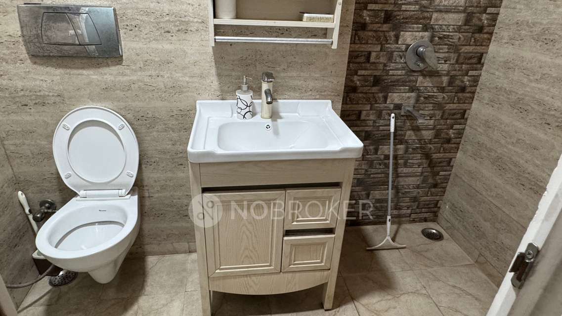 3 BHK Flat For Sale  In East Of Kailash