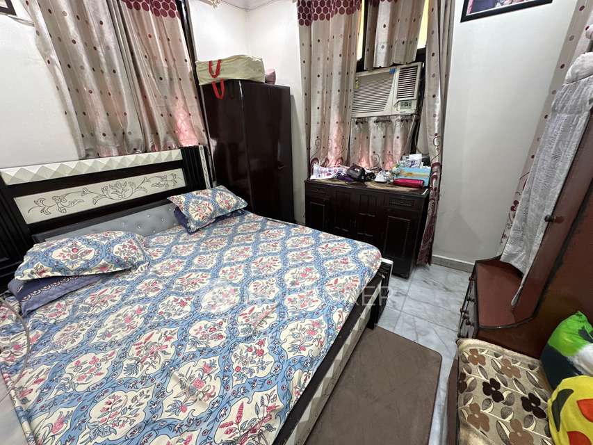 PG for Girls in Rohini