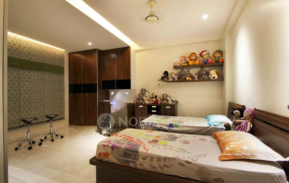 3 BHK Flat In Palm Grove  , Journalist Colony , Jubileehills For Sale  In Journalist Colony