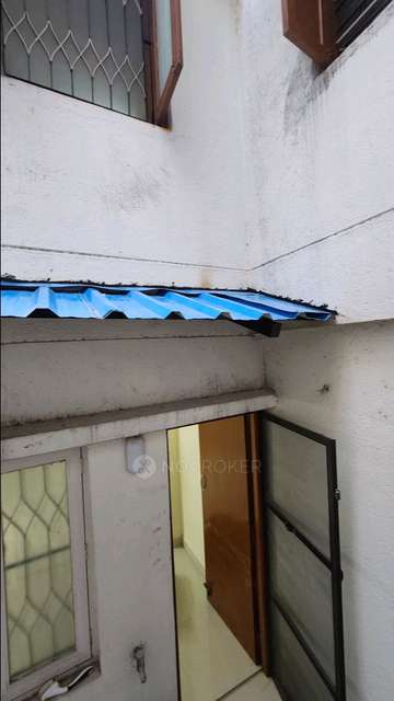 2 BHK Flat In Aakash Apartments For Sale  In Velachery