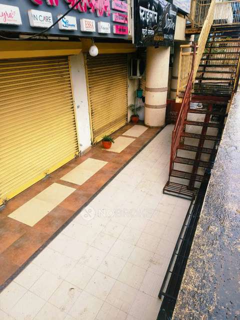 Shop in Pmcj+9rw, Maruti Mandir Rd, Tukaram Nagar, Talegaon Dabhade, Maharashtra 410506, India, Pune for sale