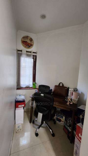 2 BHK Flat In D8 Vasant Kunj Apartment, Vasant Kunj, New Delhi For Sale  In Vasant Kunj, New Delhi