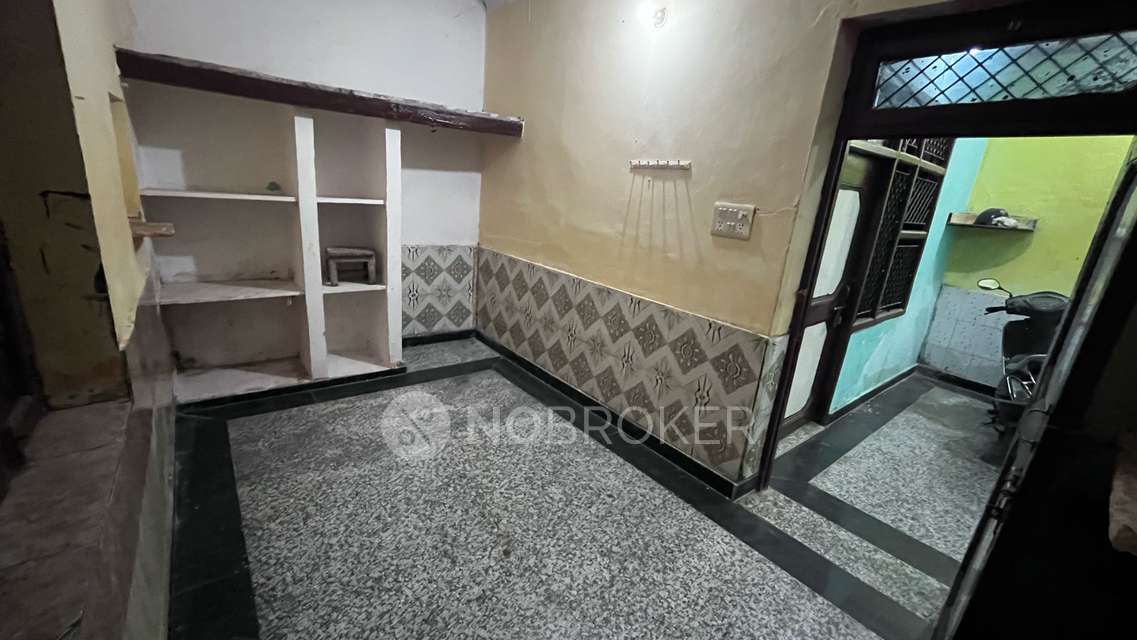 2 BHK Flat In Sector 6 for Rent  In Sector 6